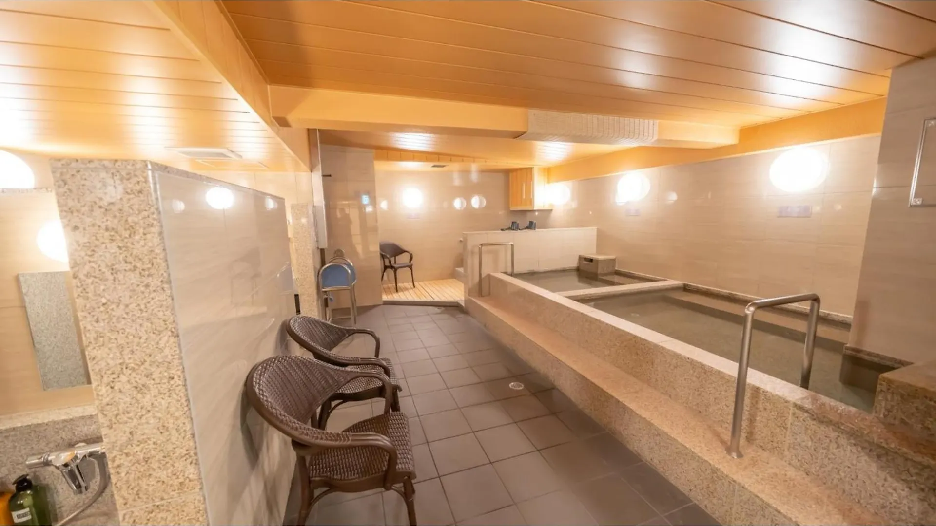 Shinsaibashi Arty Inn - Vacation Stay 75119V Οσάκα 0*,  Ιαπωνία
